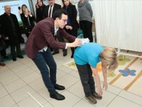 Kırklareli'nde ortaokul öğrencilerine skolyoz taraması yapılacak