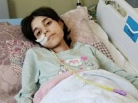 İzmir’de 17 Yaşındaki Ünzile Naz, Hayata Tutunmak İçin Destek Bekliyor