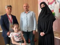 Omurgası Cilt Dokusunu Yırtarak Dışarı Çıkan Süheyda, 5 Saatlik Ameliyatla Yeniden Dik Duruşuna Kavuştu
