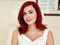İzmir'i Yasa Boğan Vefat: Op. Dr. Özlem Gültekin Kliniğinde Kalp Krizi Geçirerek Hayatını Kaybetti