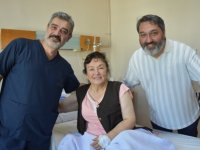 Görme Kaybıyla Hastaneye Başvuran Hastaya Bilekten Şah Damarı Stenti Takıldı