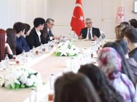 Sağlık Bakanı Memişoğlu Tıp Fakültesini Dereceyle Kazanan Öğrencilerle Buluştu