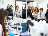 Sağlıkta Yerlileşme Hamlesi: Diş Hekimleri Yerli Tıbbi Cihaz Üretim Tesislerini İnceledi