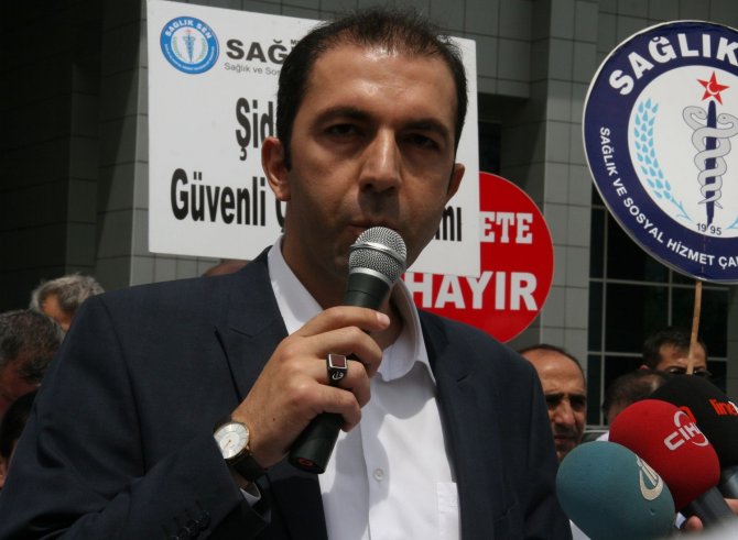 aw104451_02.jpg aw104451_02.jpg