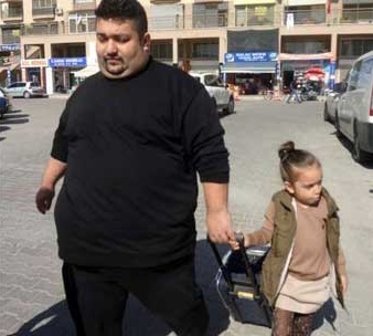 kizi-icin-73-kilo-verdi2-001.jpg kizi-icin-73-kilo-verdi2-001.jpg